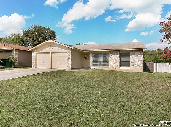 3rd image of 14107 Bobwhite Dr