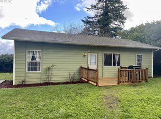 2245 Clark St, North Bend, OR 97459