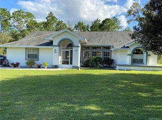 8490 N Tradewind Dr, Citrus Springs, FL 34433