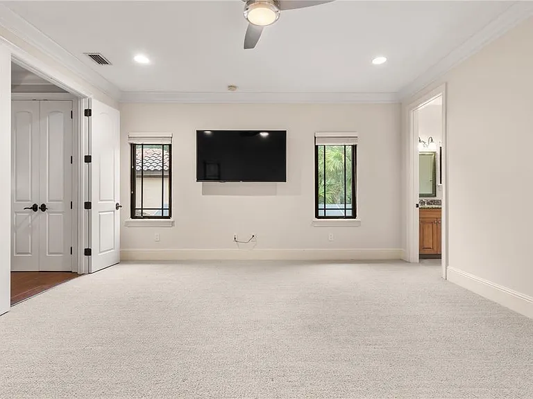 9841 Covent Garden Dr — Photo 40