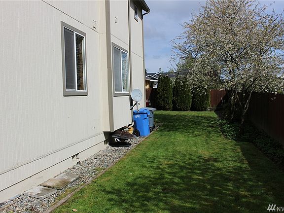 4th image of 1328 131st St E