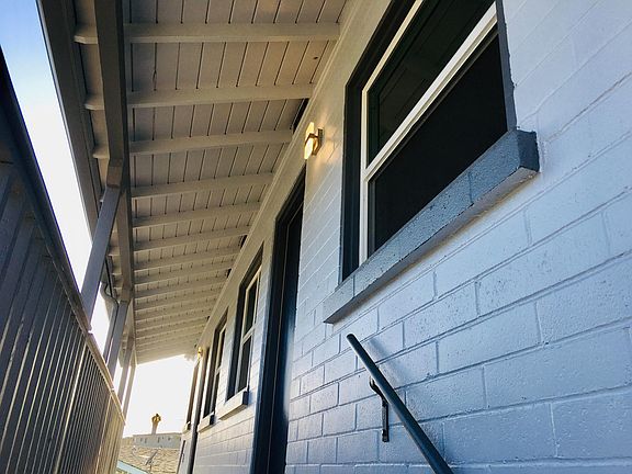 4th image of 701 N Marlborough Ave #A-b