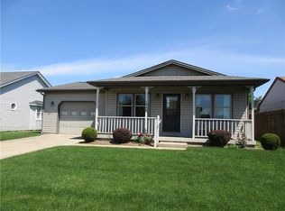 1840 Parkside Dr, Columbus, IN 47203