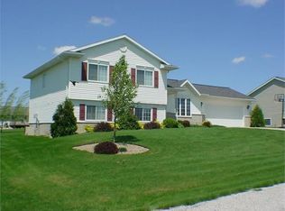 330 F Ave W, Walford, IA 52351