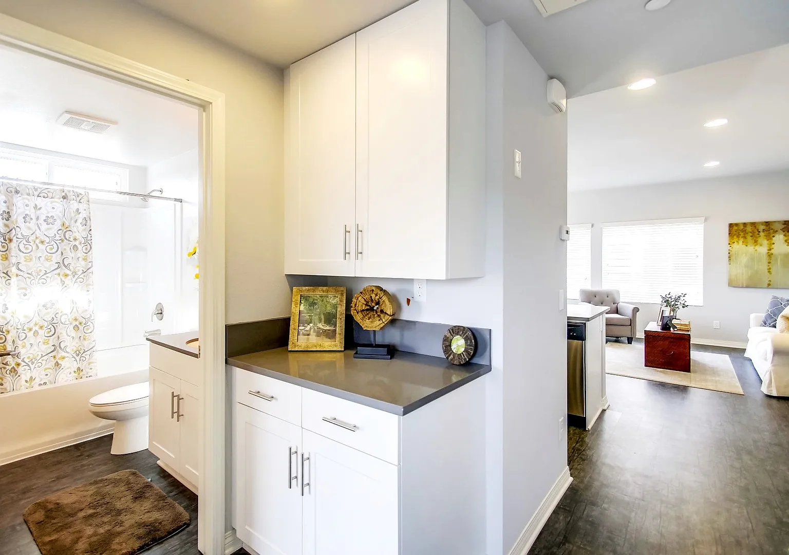 307 Sycamore Road — Photo 3