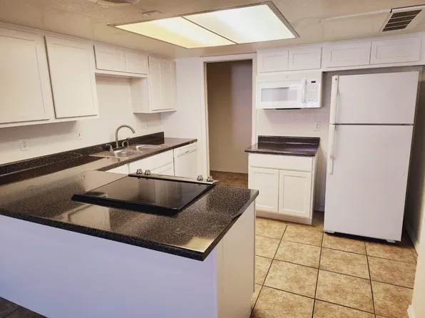 3065 E Cicero St APT 201, Mesa, AZ 85213