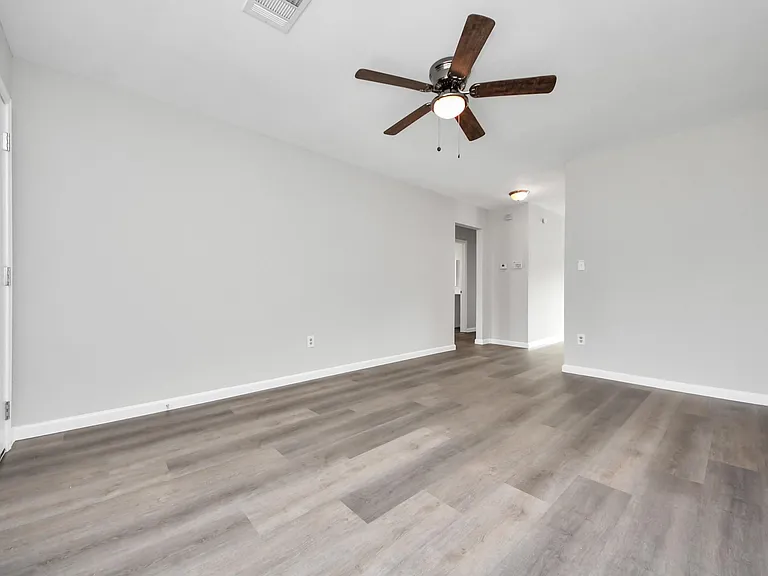 4114 Fairgreen Ln — Photo 10
