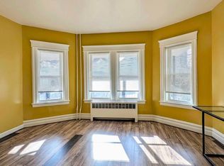 209 S 13th Ave #2, Mount Vernon, NY 10550