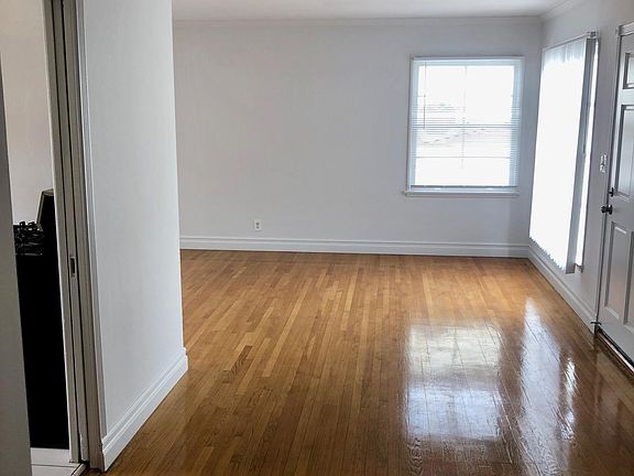 5th image of 1753 E Ocean Blvd APT 14