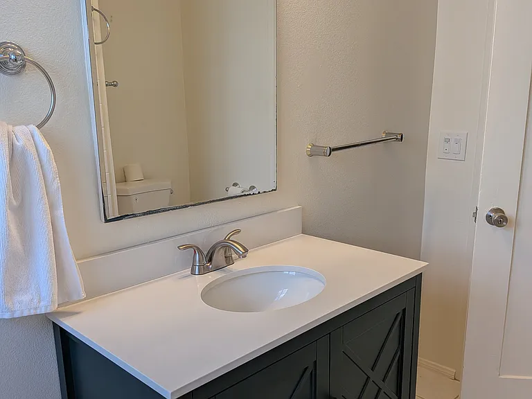 1099 Dolores Dr — Photo 10