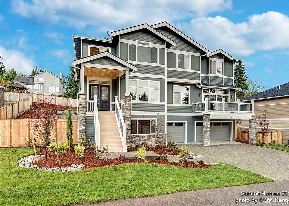 2nd image of 909 NW Pickering St #14