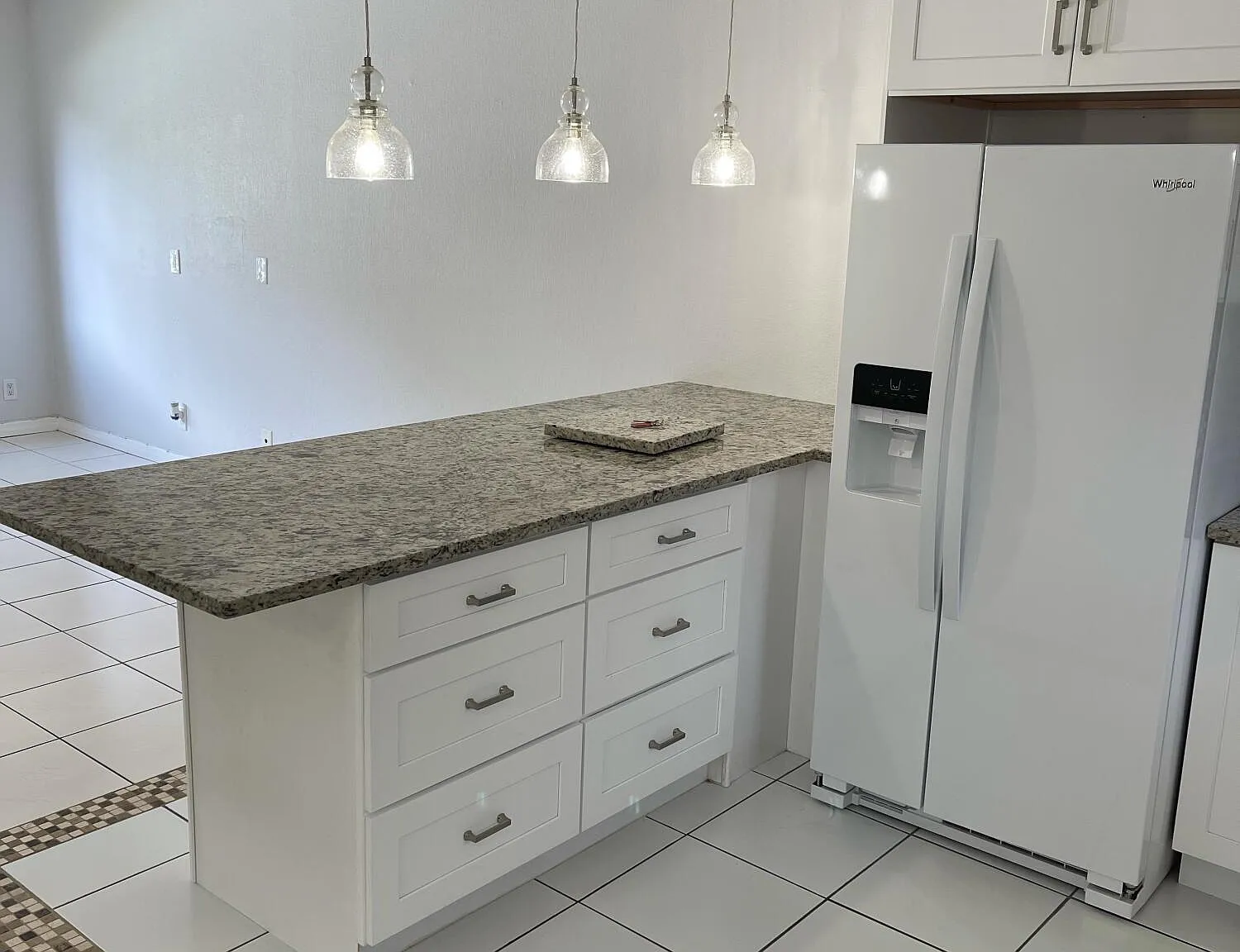 1 bed, 1.0 bath, 650 sqft, $1,800 — Photo 3