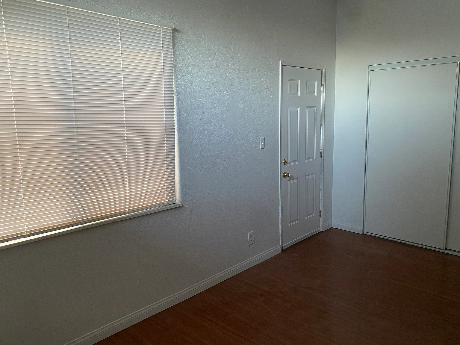 3 bed, 1028 sqft, $2,887 — Photo 4