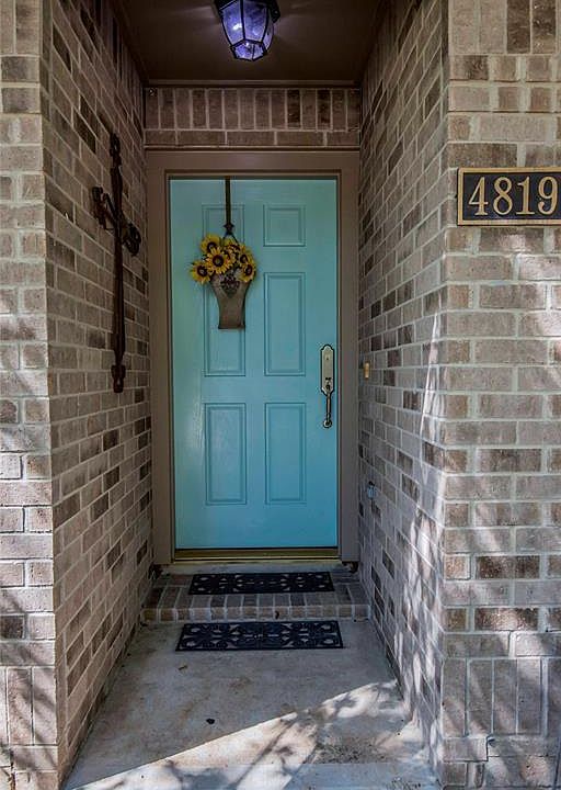 1st image of 4819 Taylor Lake Ct