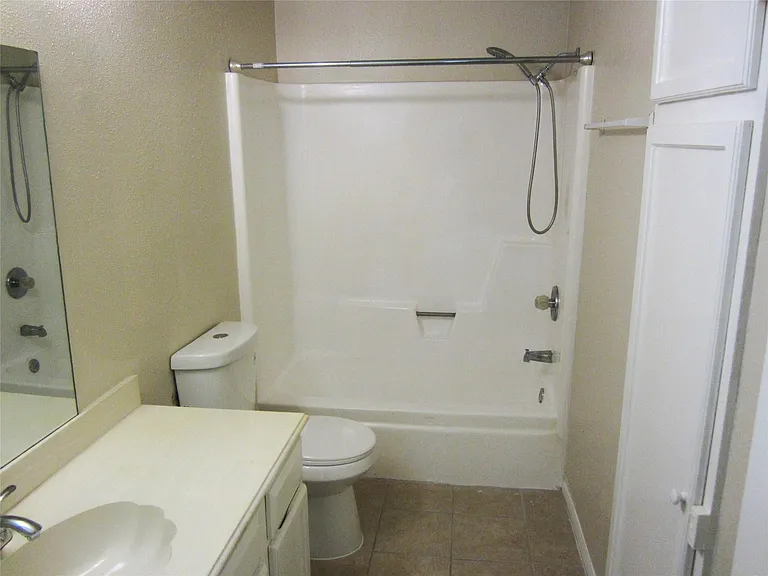 17907 Fieldglen Dr — Photo 14