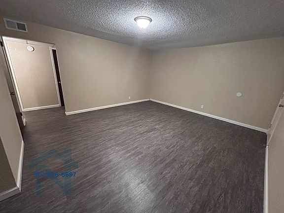 3rd image of 302 Georgia St #11207747