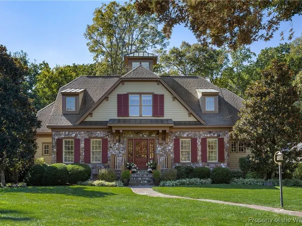 2300 Wooded Oak Pl, Midlothian, VA 23113