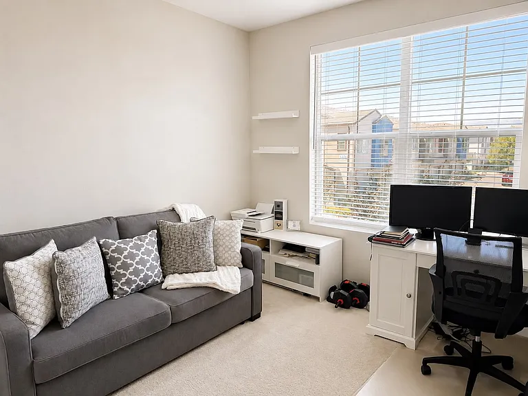 140 Farmhouse Dr #4 — Photo 19