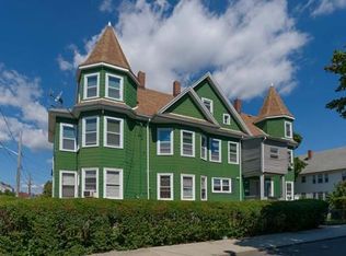 31 Kinsman St, Everett, MA 02149