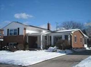 1961 Westfield Rd, Trenton, MI 48183