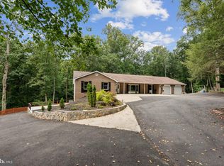 8304 Mariner Ct, Gaithersburg, MD