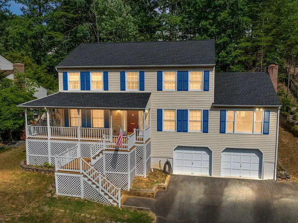 2019 Coast Guard Dr, Stafford, VA 22554