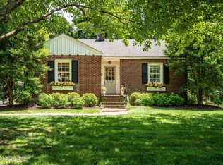 4220 Alton Rd, Saint Matthews, KY 40207