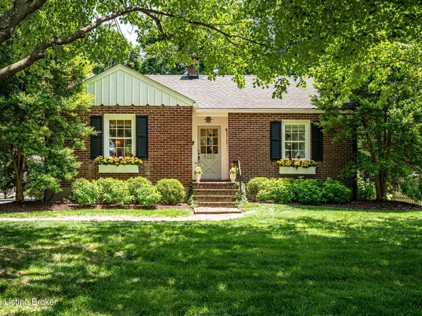 4220 Alton Rd, Saint Matthews, KY 40207