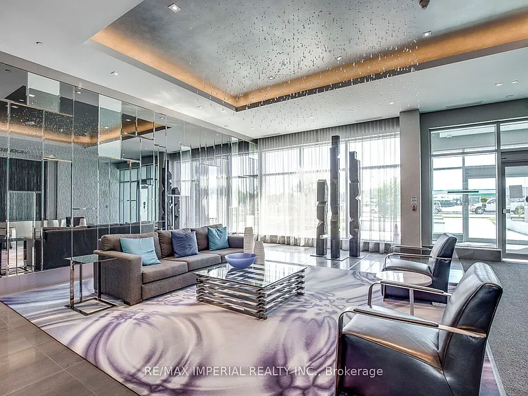 65 Speers Rd #711 — Photo 3