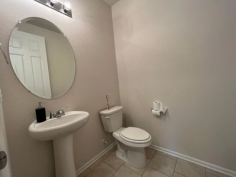 1845 Tinker Dr — Photo 25