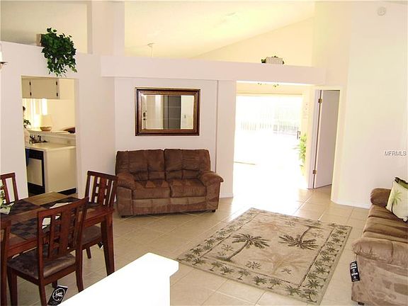 4th image of 4836 Kingston Cir