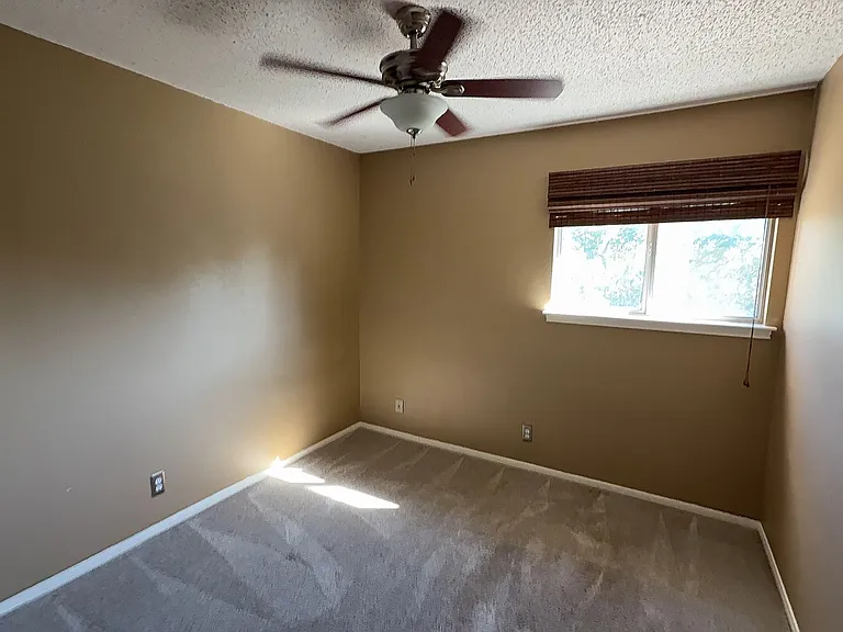 1813 Volley Ln — Photo 7