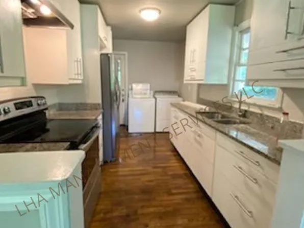 2862 Herrington Dr, Peachtree Corners, GA 30071