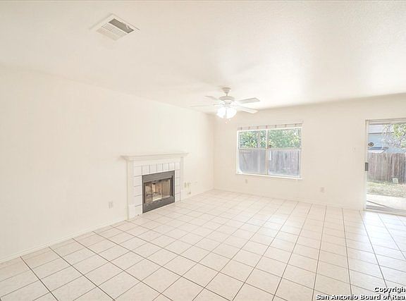 4th image of 7831 Galaway Bay