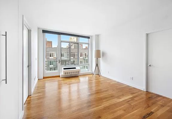 3rd image of 342 E 110th St Ph 8D
