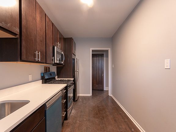 4th image of 5304 N Ashland Ave #5