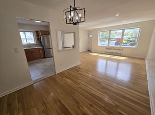 8809 Albert Rd FLOOR 1, Ozone Park, NY 11417