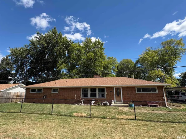 501 N Wood St, Washington, IL 61571