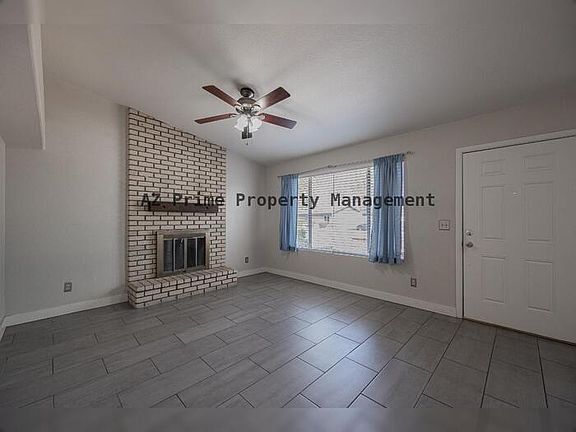 5th image of 1025 W Laguna Dr