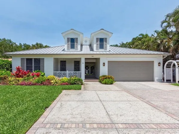 140 Miramar Blvd NE, Saint Petersburg, FL 33704