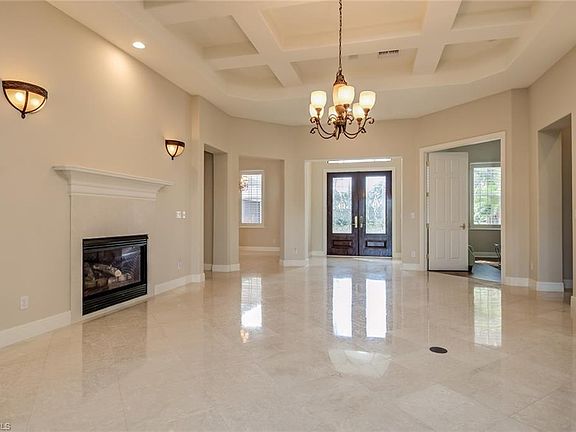 5th image of 462 Terra Vista Ct