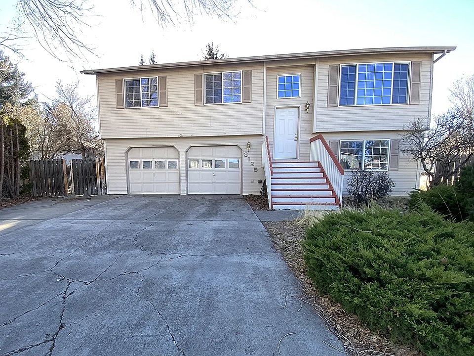 1st image of 3125 NE Cromwell Ct