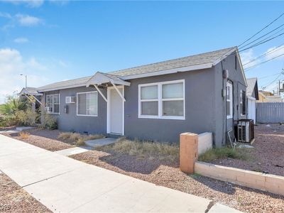 329 N 8th St, Las Vegas, NV, 89101