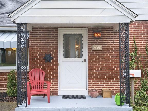 2nd image of 3060 Bellflower St