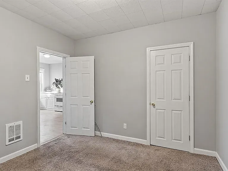 16 Doane St #1 — Photo 6