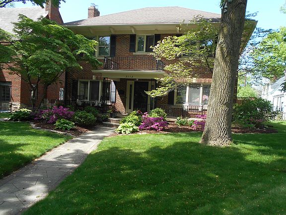 2nd image of 3112 Kenwood Blvd