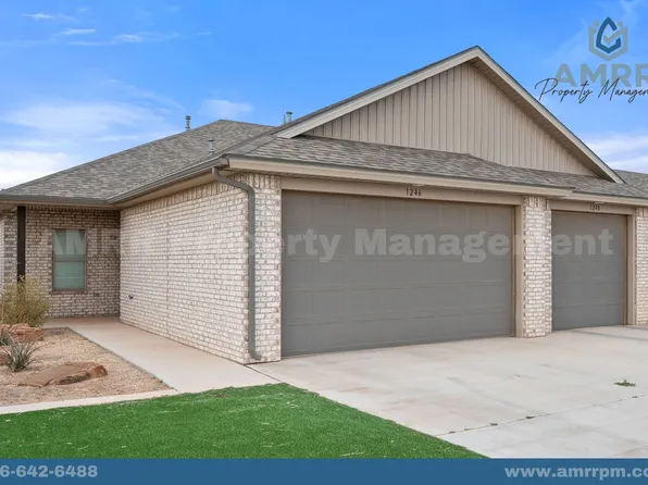 1246 N 7th St, Wolfforth, TX 79382