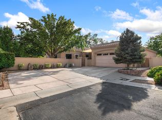 4301 Beresford Ln NW, Albuquerque, NM 87120