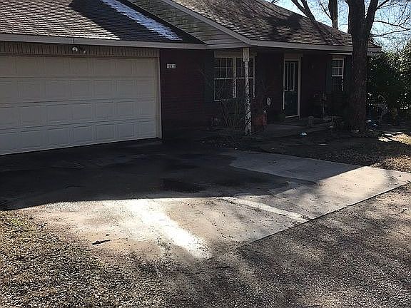 4th image of 212 Church Dr
