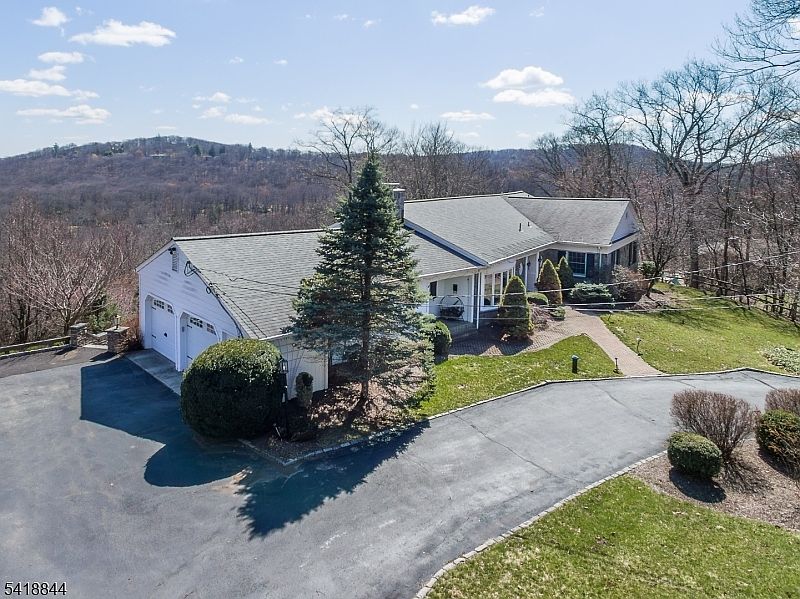 1st image of 758 Ridge Road Ter